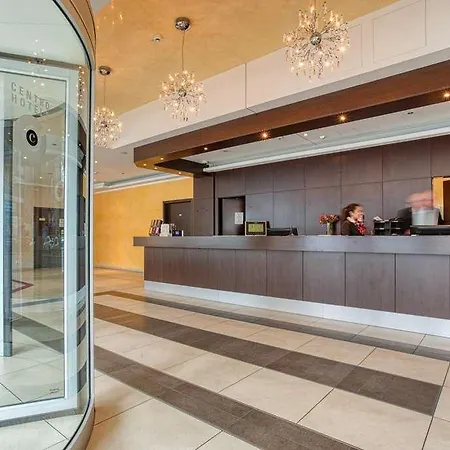 Titanic Comfort Kurfuerstendamm 3* Berlino