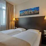 Titanic Comfort Kurfuerstendamm Отель Берлин