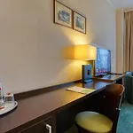 Titanic Comfort Kurfuerstendamm Отель