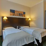 Titanic Comfort Kurfuerstendamm Отель Берлин