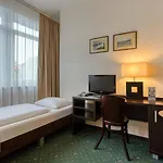 Titanic Comfort Kurfuerstendamm 3* Берлин