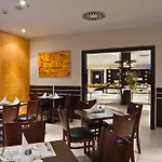 Titanic Comfort Kurfuerstendamm Отель