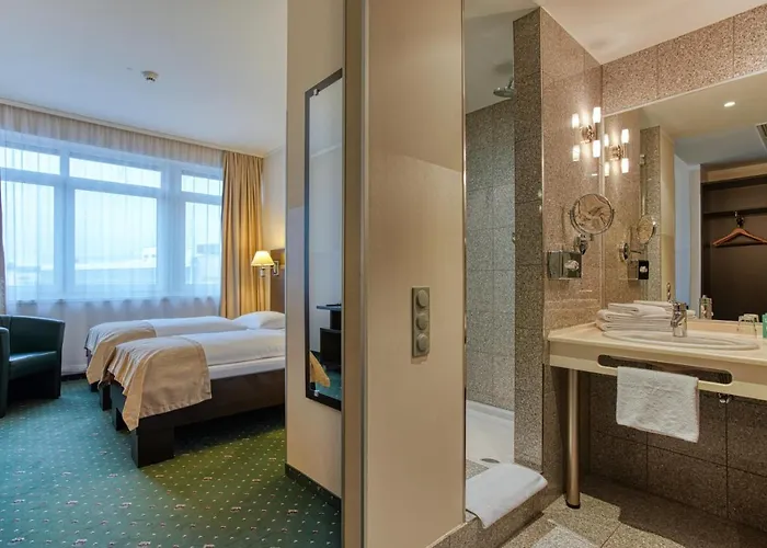 Titanic Comfort Kurfuerstendamm 3* 베를린