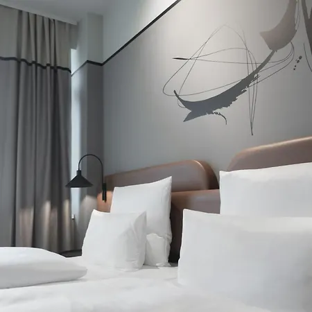 Hotel Titanic Comfort Kurfuerstendamm 3*