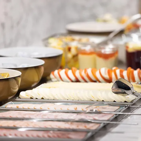 Titanic Comfort Kurfuerstendamm 호텔