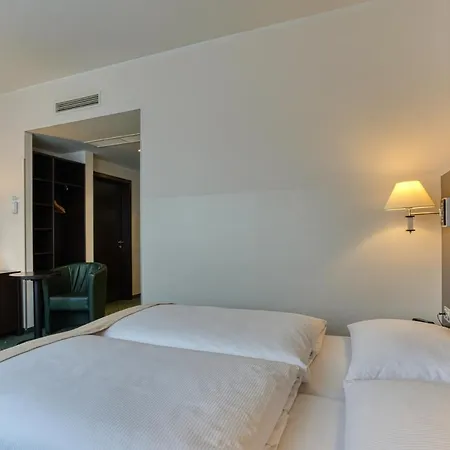 Titanic Comfort Kurfuerstendamm