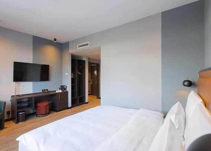 Titanic Comfort Kurfuerstendamm 3* Berlijn