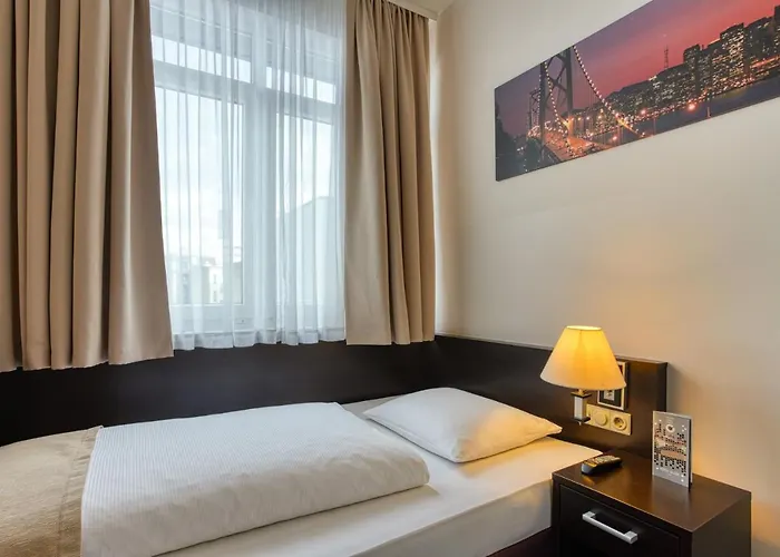 Titanic Comfort Kurfuerstendamm