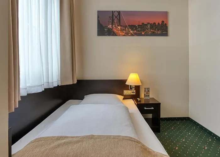 Titanic Comfort Kurfuerstendamm