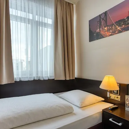 Titanic Comfort Kurfürstendamm