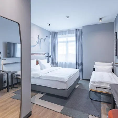 Titanic Comfort Kurfuerstendamm Otel 3*